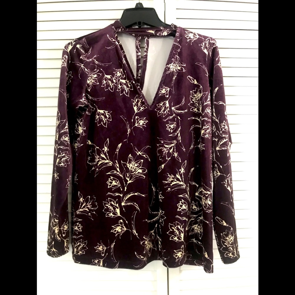 Ivanka Trump V Neck Velvet Top!